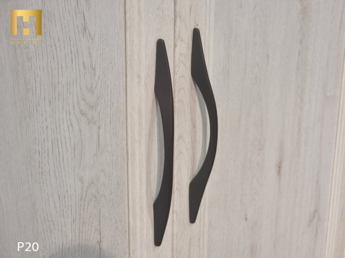p20 - Image 3